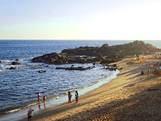 Salvador - Praia da Ondina<br /><span>Crédito: pacotes-viagens.com</span>