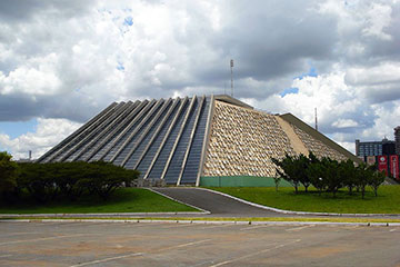 Brasília - Teatro Nacional<br /><span>Crédito: mapio.net</span>