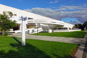 Curitiba - Museu Oscar Niemeyer