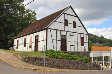Santa Maria do Herval - Casa histórica de 1910, hoje abriga o Memorial da Cultura Alemã
