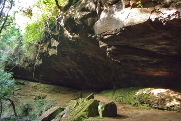 Santa Maria do Herval - Cascata e Caverna dos Bugres